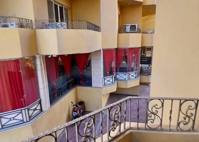 Appartement Modern In The Britsh *